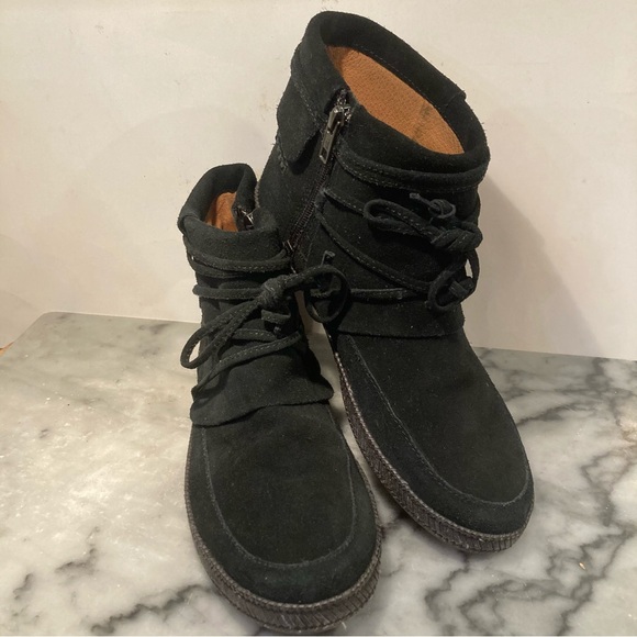 UGG Reid Black Suede Moccasin Booties Women's 8 Narrow Ankle Zip Up Boot - Picture 7 of 14